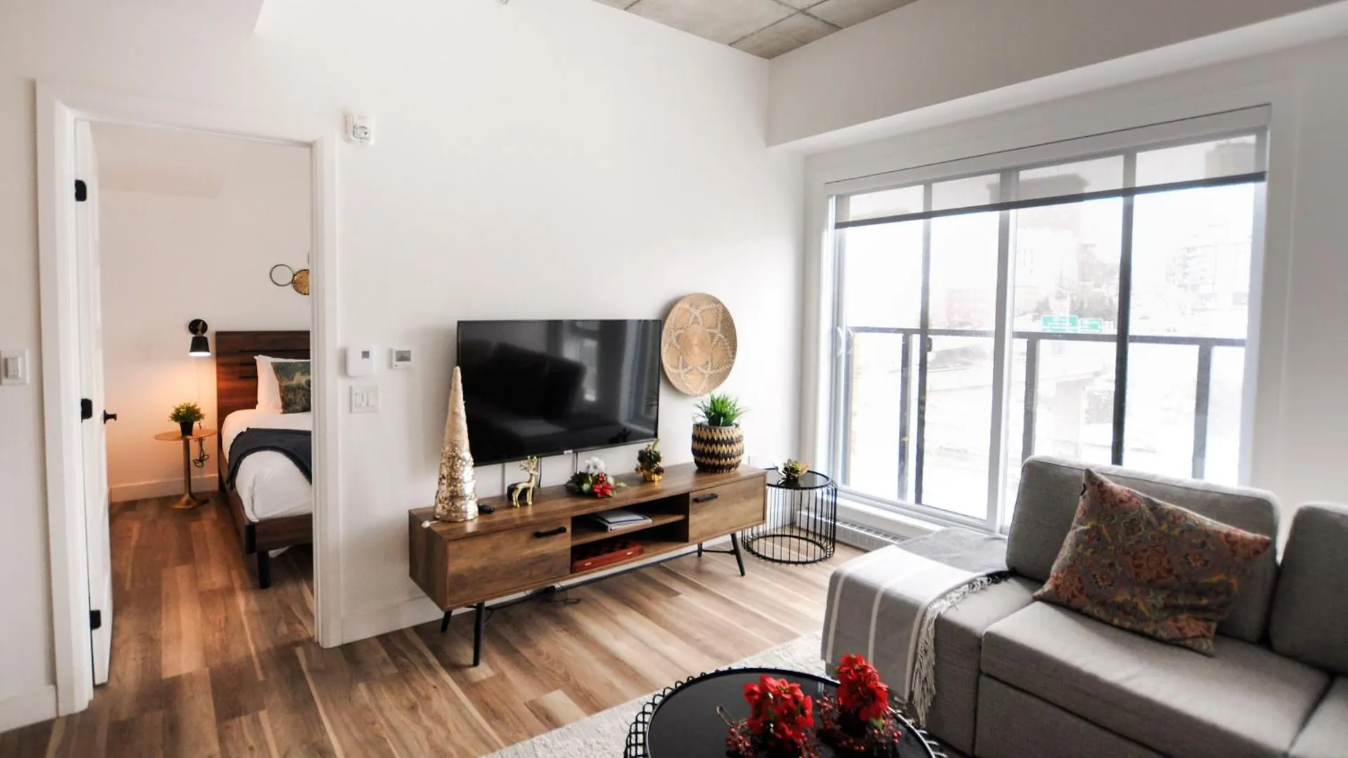 Apartment Downtown Penthouse Condo With Breathtaking City Views Quebec City