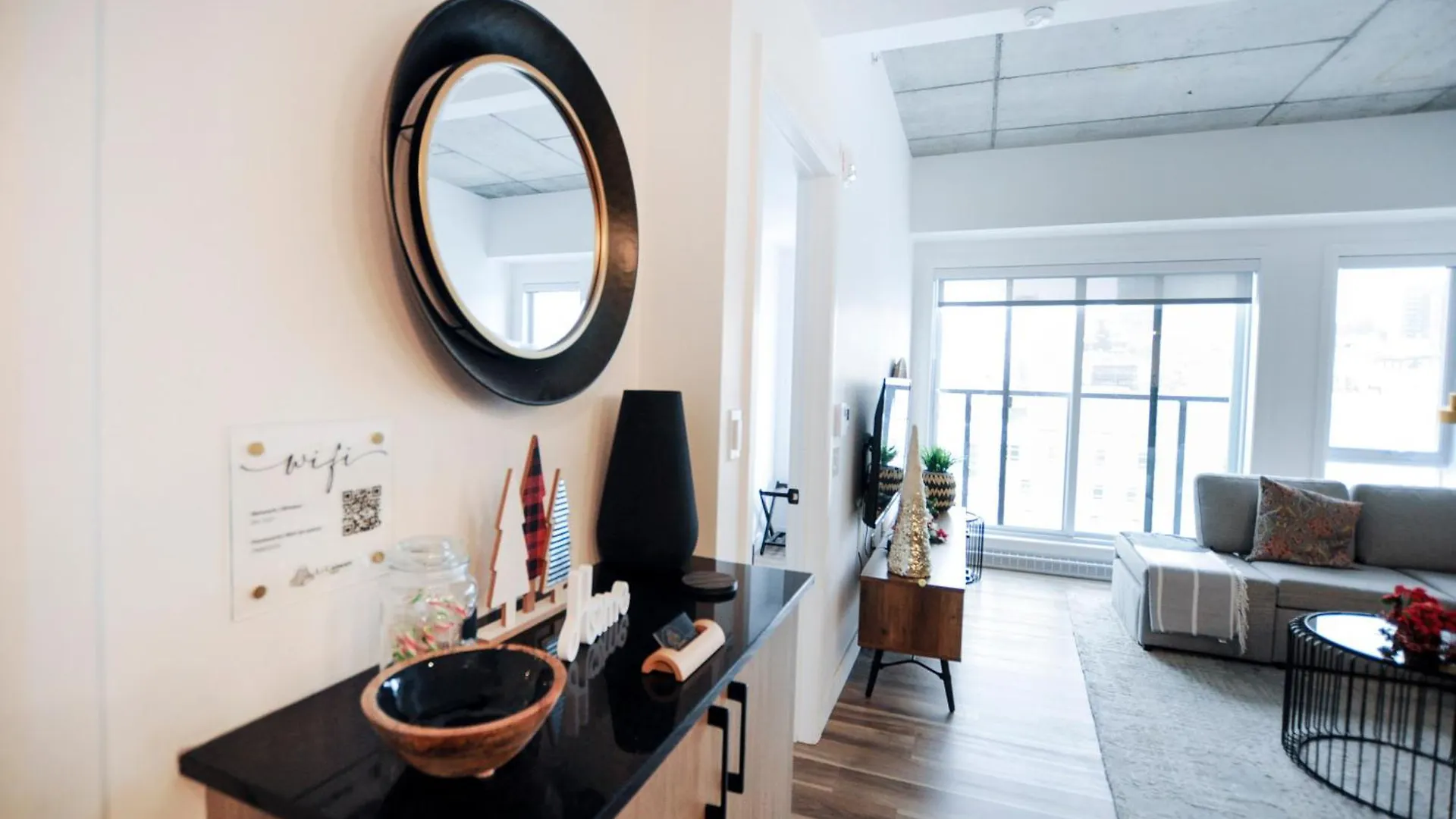 Downtown Penthouse Condo With Breathtaking City Views Quebec City 0*,